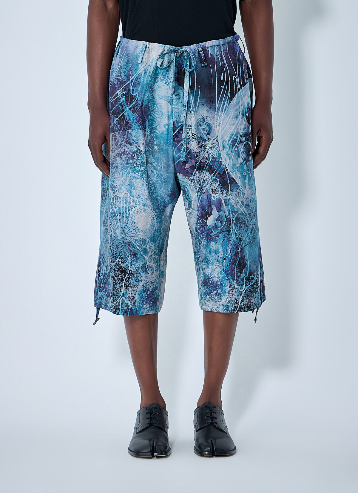Yohji Yamamoto Men Drawstring Cropped Shorts